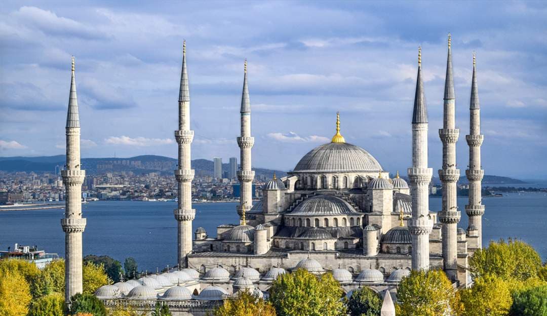 8 Hour Chauffeured Istanbul Tour - Total Price for 1-7 People 2