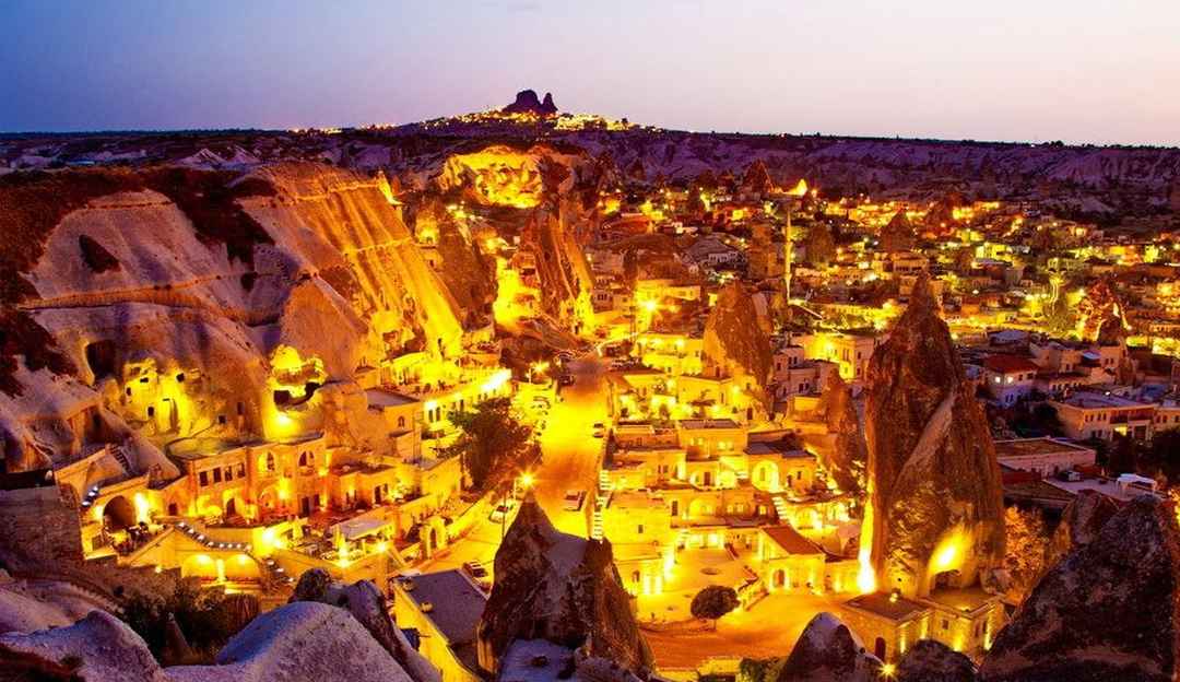 Balloon Tour in Cappadocia with Breathtaking Views 2