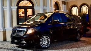 Mercedes S-Class vs V-Class Transfer: Hangisini Seçmelisiniz?